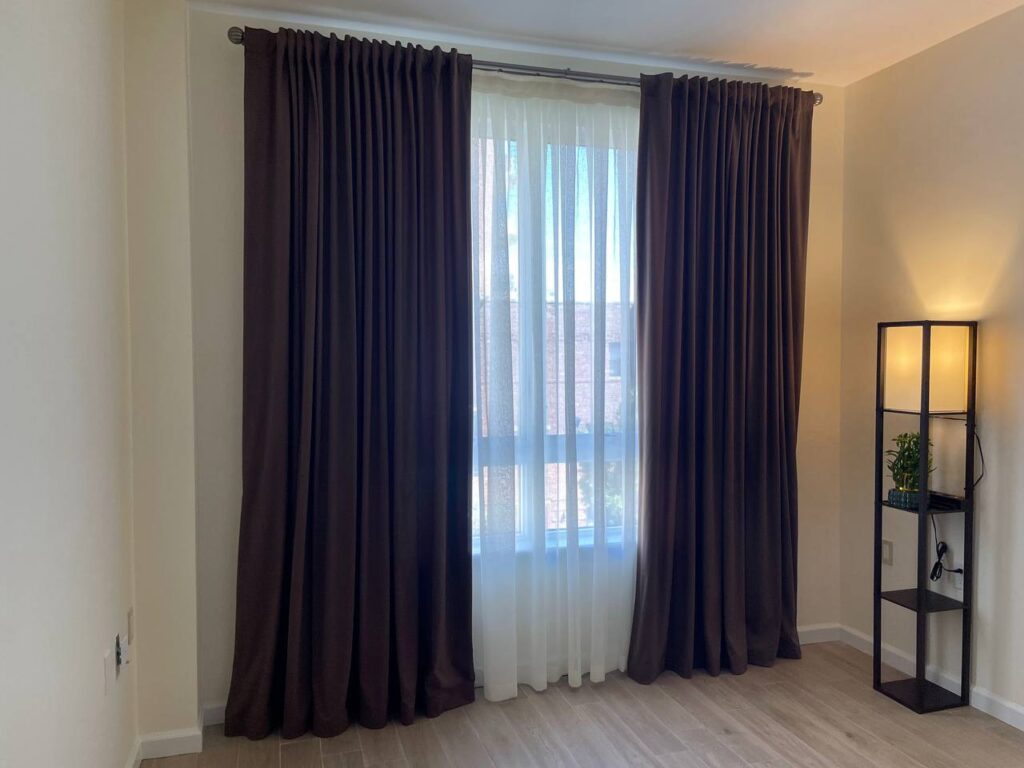 bedroom4
